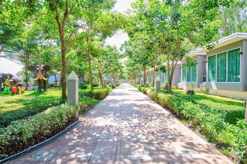 Thaiasia Goldensea Resort Phra Nakhon Si Ayutthaya Exterior foto